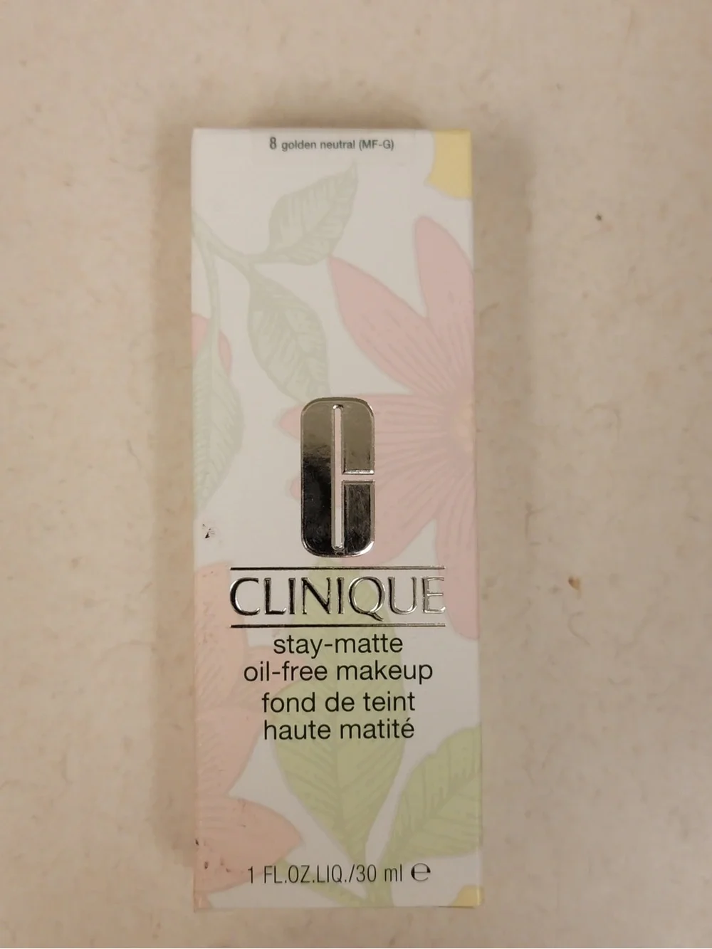 Clinique Stay-Matte Oil-Free Makeup - Golden Neutral (MF-G)
